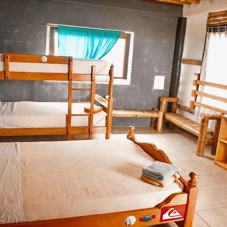 La Facha Hostal Restaurant Surf Mompiche Bagian luar foto