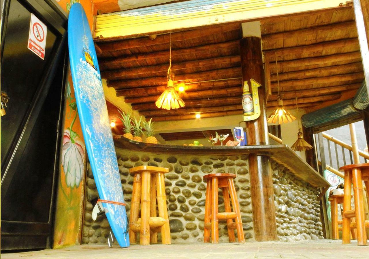 La Facha Hostal Restaurant Surf Mompiche Bagian luar foto