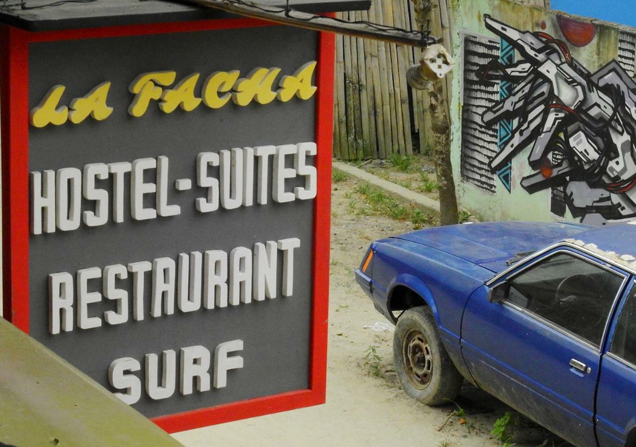 La Facha Hostal Restaurant Surf Mompiche Bagian luar foto