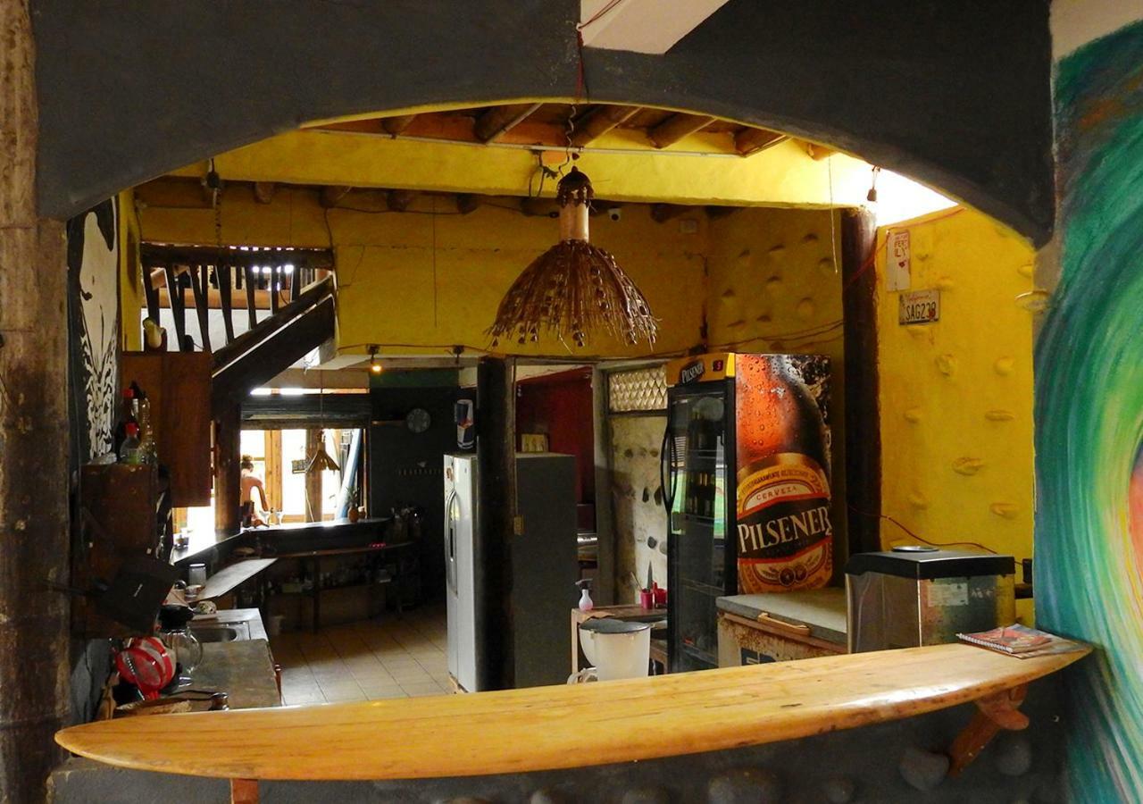 La Facha Hostal Restaurant Surf Mompiche Bagian luar foto